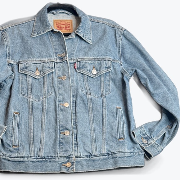 Levi Strauss & Co. Jackets & Blazers - Levi's Denim Jacket Dang Girl‎ Embroidered Light Wash Women's